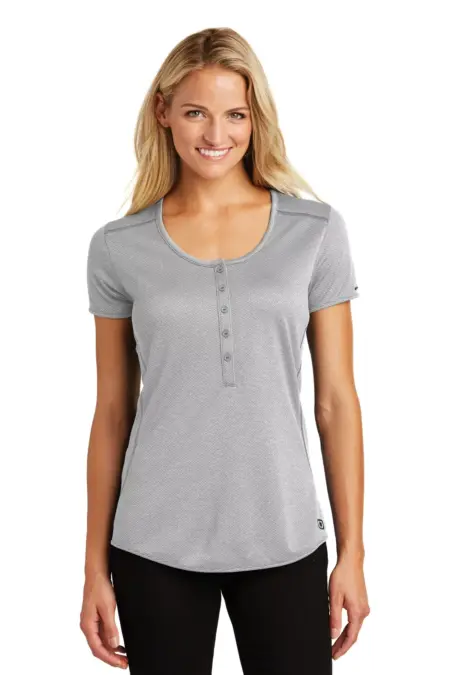 OGIO  ®  Ladies Orbit Henley. LOG134