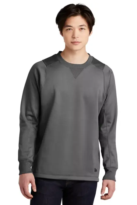 New Era  ®  Venue Fleece Crew. NEA521